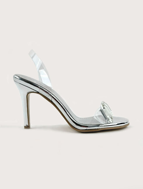 VOGUE SILVER SANDALS WITH A BROOCH