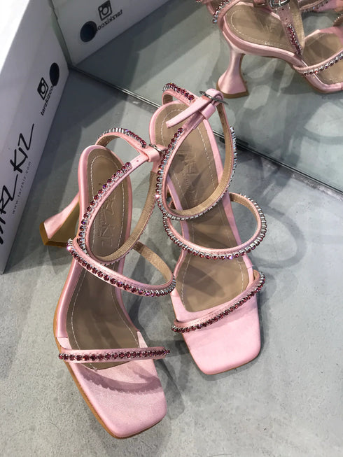 TUVANA POWDER CRYSTAL STONE SANDAL