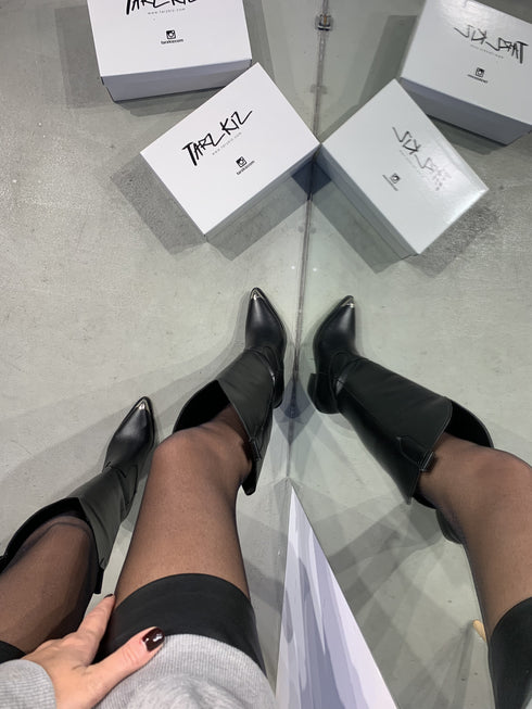 ALA BLACK BOOTS